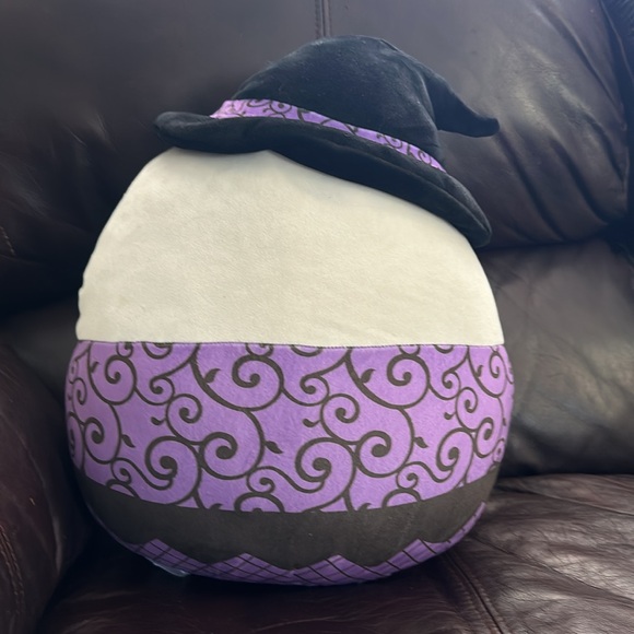 Squishmallow Green Witch - Picture 4 of 4